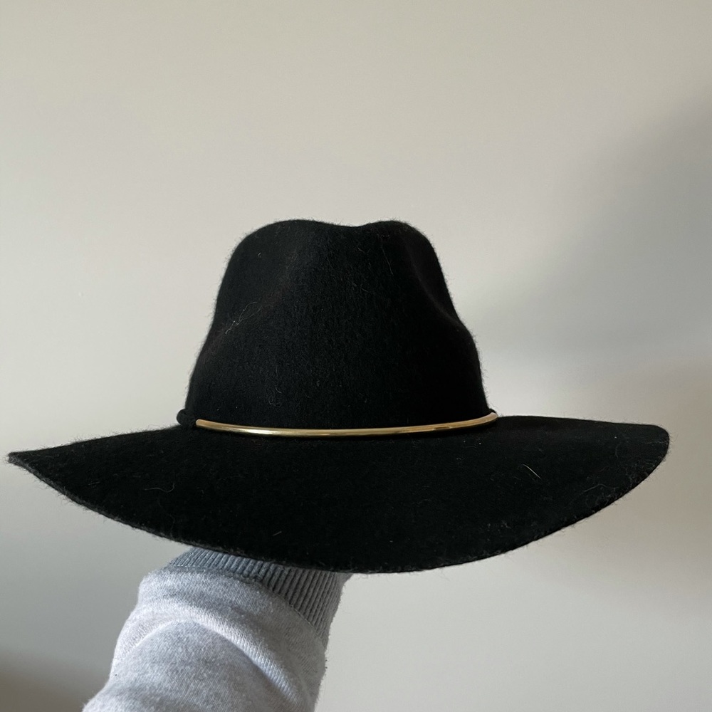 World Market Black Hat